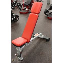 STAR TRAC ADJUSTABLE BENCH