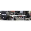 Image 1 : UFC 70LB BARBELL