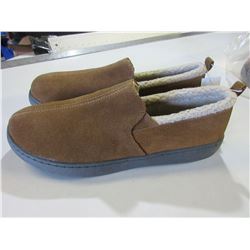 New Mossimo Genuine Suede Mens Slippers / Non marking sole/ size 11