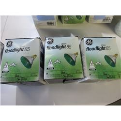 3 New GE Outdoor Floodlight 85 / 3 Green
