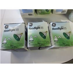 3 New GE Outdoor Floodlight 85 / 3 Green