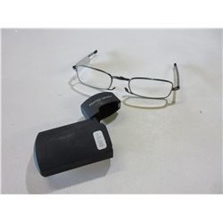 New Foster Grant Folding Readers / small compact + 2.00