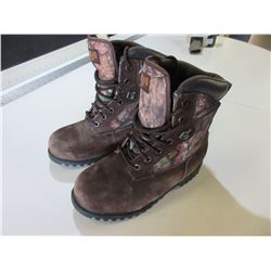 Womens Red Head Boots size 5