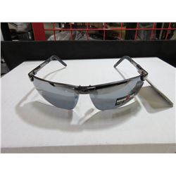 New IronMan Foster Grant Sunglasses / 100% Max block