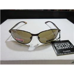New Foster Grant Classic SunGlasses / 100% Max block