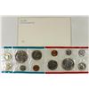 Image 1 : 1975 US MINT SET (UNC) P/D (WITH ENVELOPE)