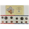 Image 1 : 1990 US MINT SET (UNC) P/D (WITH ENVELOPE)