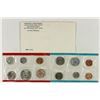 Image 2 : 1969 US MINT SET (UNC) P/D/S (WITH ENVELOPE)
