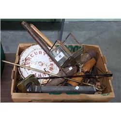 BOX LOT OF VINTAGE ITEMS