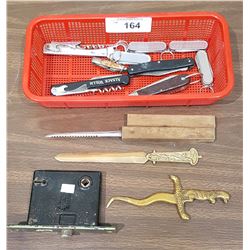 TRAY LOT MISC KNIVES