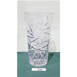 PINWHEEL CRYSTAL VASE