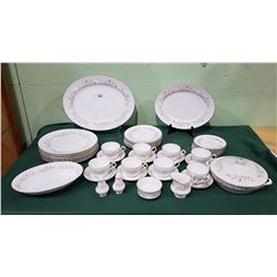 48 PC SET PARAGON "LAFAYETTE" CHINA