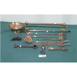 COLLECTION OF APPROX 12 PCS VINTAGE BRASS