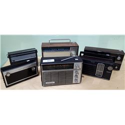 LOT OF 6 VINTAGE RADIOS