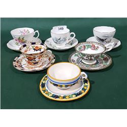 SIX BONE CHINA TEACUPS/SAUCERS