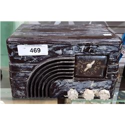 VINTAGE NORTHERN ELECTRIC SHORT WAVE RADIO