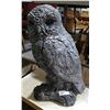 Image 1 : LARGE HIGHLY DETAILED CONCRETE OWL STATUE