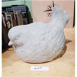 HIGHLY DETAILED CONCRETE BIRD STATUE