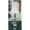 Image 1 : PRETTY BLUE/WHITE PORCELAIN TABLE LAMP