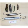 Image 1 : 4 VINTAGE POCKET KNIVES & 2 VINTAGE SPRING SCALES