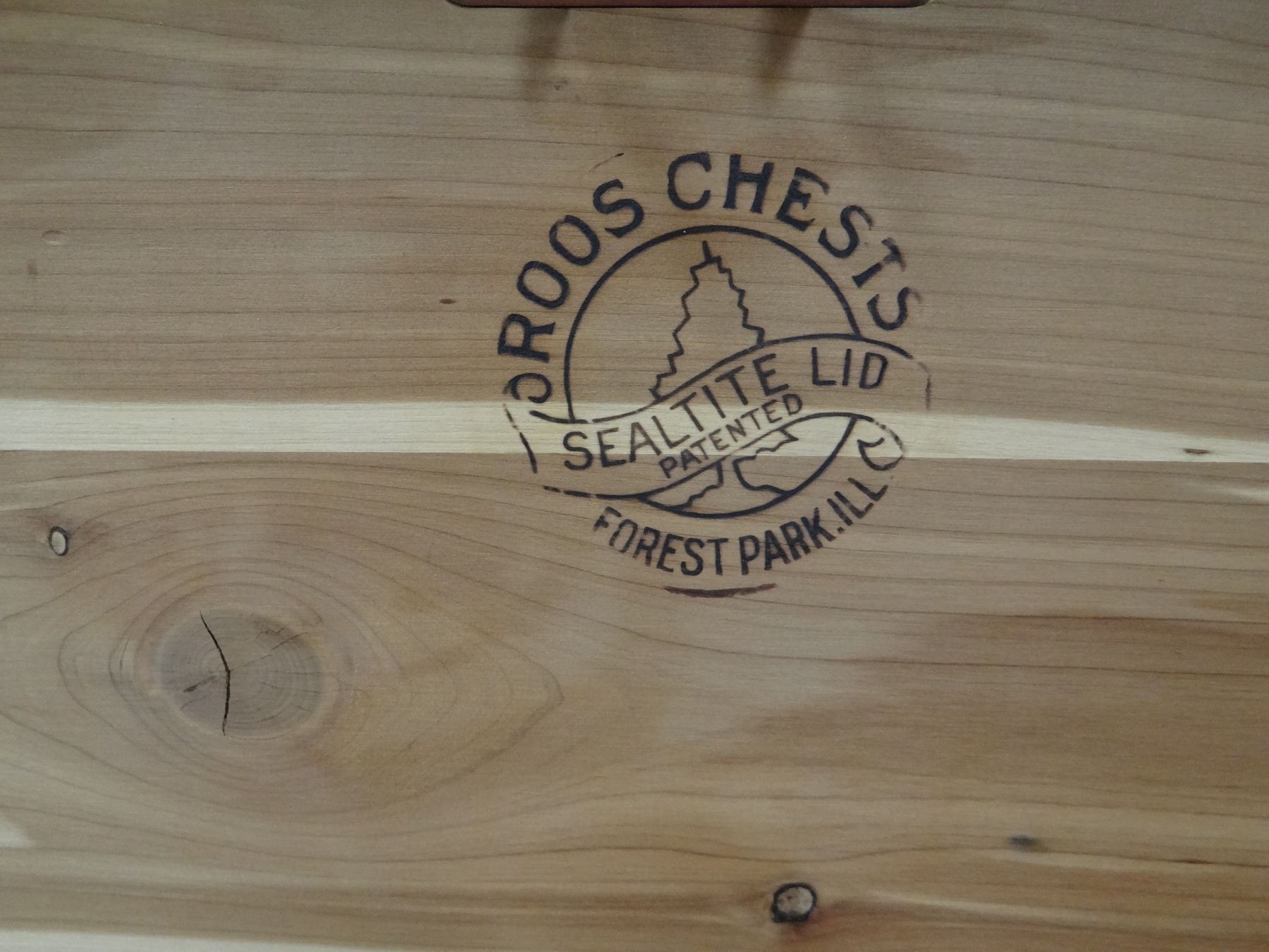 Roos cedar chest, original label, lockable w/ key, 23"h x 45"w x 19"d