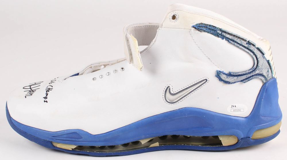 nike basketball shoes champs