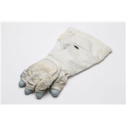 Space Shuttle 1000 Series EVA Glove