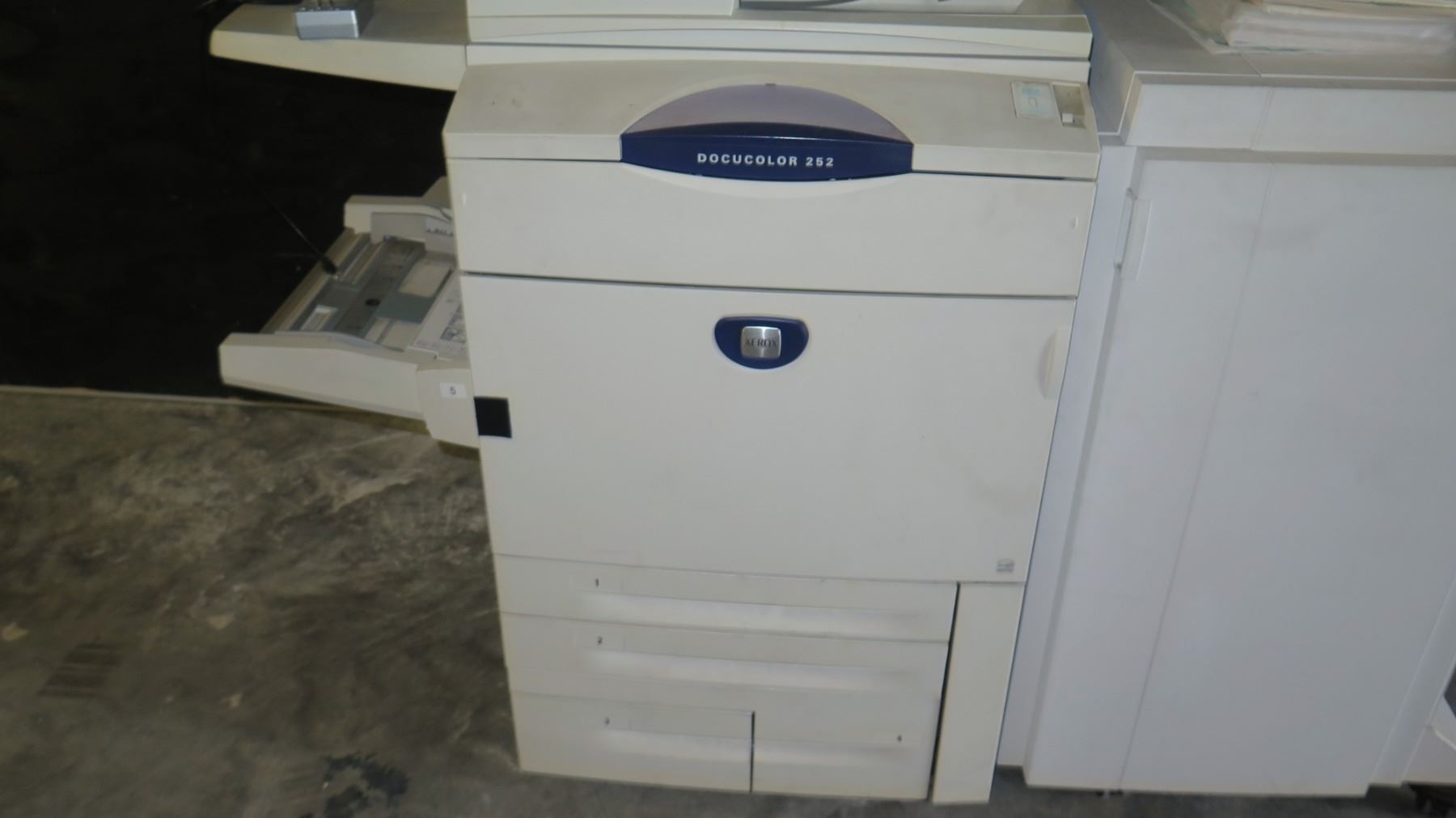 Docucolor 252 Xerox DocuColor 252 Production Printer Copier Copy Machine - Oahu Auctions