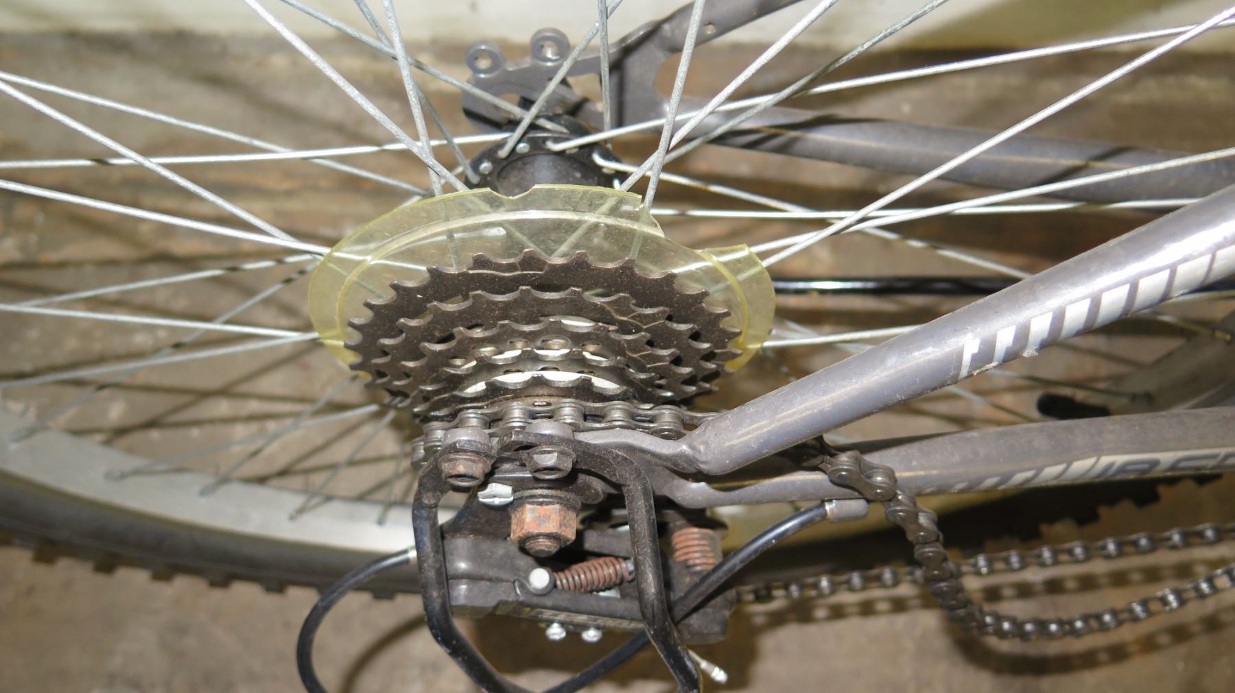 24 roadmaster bike 18 speed