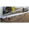 Image 14 : Merida Scultura 100 B13 Racing Bike, Unassembled, White