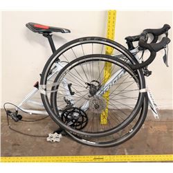 Merida Scultura 100 B13 Racing Bike, Unassembled, White