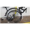 Image 2 : Merida Scultura 100 B13 Racing Bike, Unassembled, White