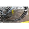 Image 7 : Merida Scultura 100 B13 Racing Bike, Unassembled, White