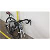Image 8 : Merida Scultura 100 B13 Racing Bike, Unassembled, White