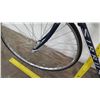 Image 20 : Specialized Sirrus Racing Bike, Direct Drive Serfas Tires, Drk Blue