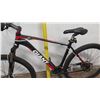 Image 19 : Giant Talon 292 SA Suntour Bike, 100MM XCT Cross Mark, Black Red