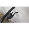 Image 10 : Upland Raider Shimano 3-Speed Mountain Bike, Black/Green