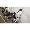 Image 8 : Genesis V2100 Mountain Bike, Shimano Full Suspension, Black/White