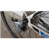 Image 16 : Specialized Tarmac Lightweight Racing Bike, White
