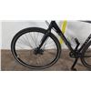 Image 14 : Giant Diamond Back Road Cruiser w/ Splash Board Fender, Black