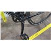 Image 16 : Giant Diamond Back Road Cruiser w/ Splash Board Fender, Black