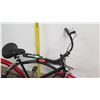 Image 7 : Kent Boy's Road Bike, Black/White/Red