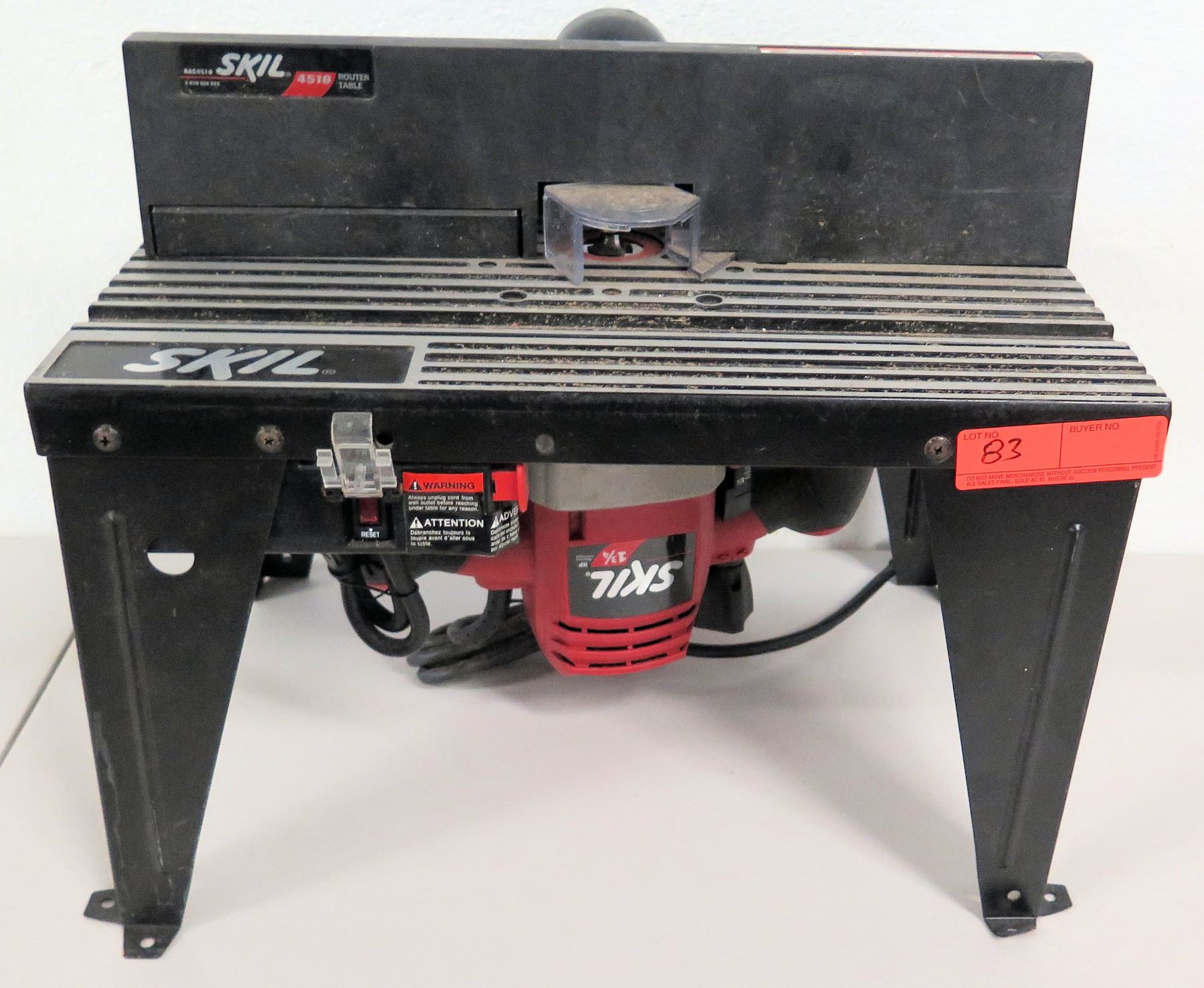 Skil Router Table 4510 w/ Attached Skil 1-3/4 Router Saw