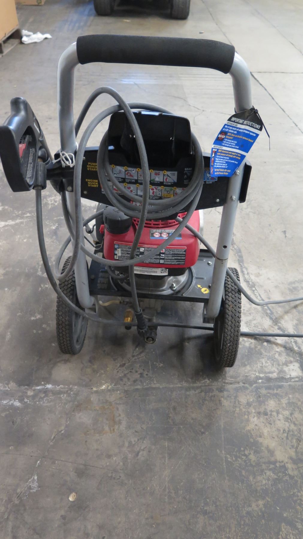 Homelight 2700 PSI Honda Motor Pressure Washer, 2.3 GPM 160 GCV