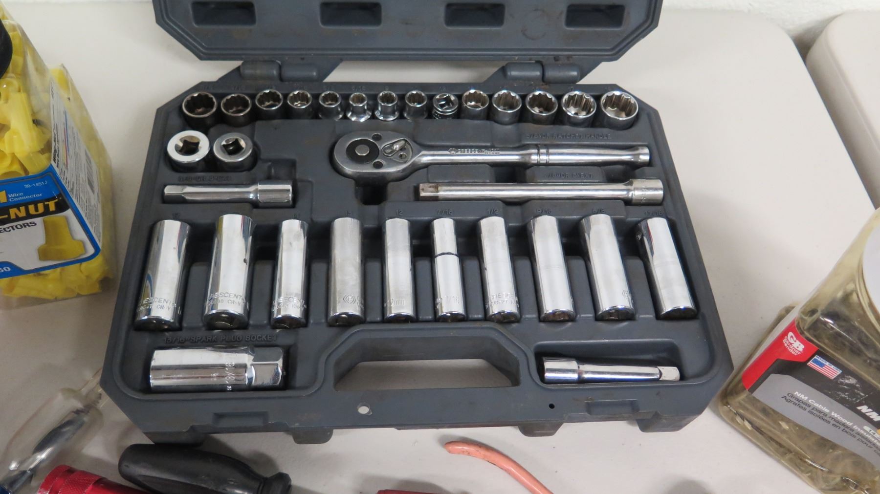 Socket Set Hard Shell Socket Set in Hard Case, Misc. Tools, Wing Nuts, etc - Oahu Auctions
