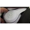 Image 2 : Beats Solo 3 Wireless Bluetooth Headphones w/ Case