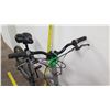Image 8 : Giant Sedona Shimano Pro Mountain Bike, Silver