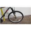 Image 8 : Roadmaster Granite Peak Men's Mountain Bike, Gray
