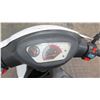 Image 9 : Metro White/Black Moped Scooter, 4433 Miles