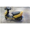 Image 2 : 2014 Sun 50 Yellow Moped, Taizhou Zhongneng Motorcycle Co., 2707 Miles